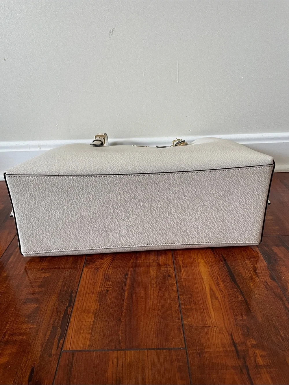 Coach Molly Large Pebbled Leather Tote